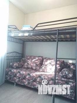 1-к квартира, посуточно, 37м2, 1/1 этаж