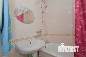 1-к квартира, посуточно, 43м2, 9/10 этаж