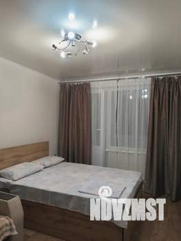 1-к квартира, посуточно, 35м2, 2/9 этаж