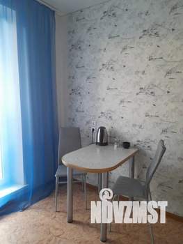 1-к квартира, посуточно, 34м2, 7/10 этаж