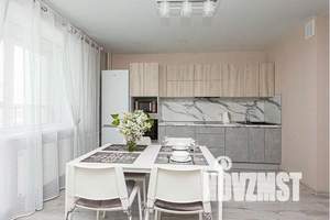 2-к квартира, посуточно, 51м2, 9/20 этаж