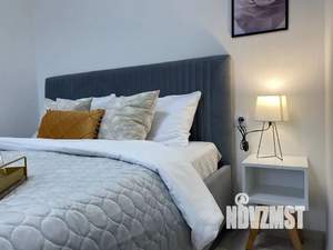 1-к квартира, посуточно, 40м2, 2/18 этаж