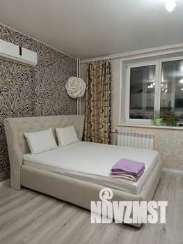 Студия квартира, посуточно, 32м2, 16/18 этаж