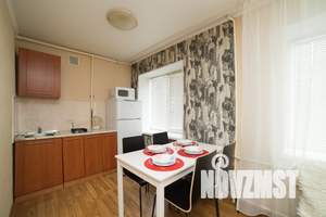 2-к квартира, посуточно, 47м2, 2/5 этаж
