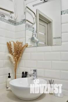 Студия квартира, посуточно, 50м2, 11/25 этаж