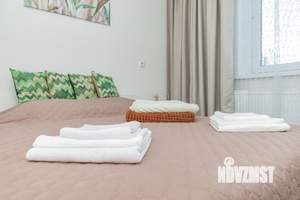 1-к квартира, посуточно, 48м2, 10/18 этаж