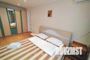 2-к квартира, посуточно, 47м2, 7/10 этаж