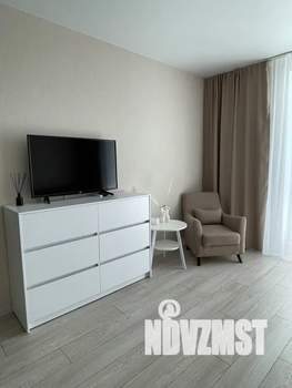 Студия квартира, посуточно, 32м2, 22/25 этаж