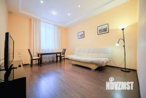 2-к квартира, посуточно, 60м2, 3/8 этаж