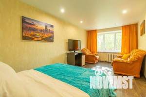 1-к квартира, посуточно, 33м2, 3/5 этаж