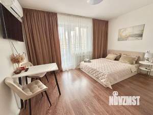 Студия квартира, посуточно, 30м2, 10/18 этаж
