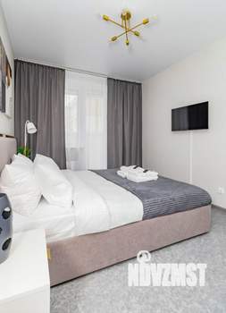 1-к квартира, посуточно, 41м2, 9/16 этаж