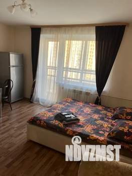 Студия квартира, посуточно, 29м2, 10/20 этаж