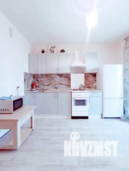 1-к квартира, посуточно, 41м2, 18/20 этаж
