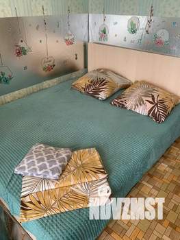 1-к квартира, посуточно, 40м2, 4/10 этаж