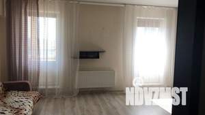 Студия квартира, на длительный срок, 33м2, 23/27 этаж