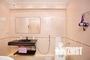 1-к квартира, посуточно, 35м2, 1/10 этаж