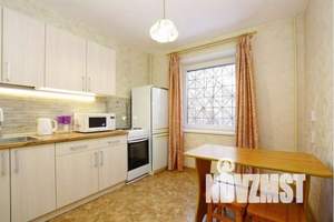 2-к квартира, посуточно, 65м2, 1/11 этаж