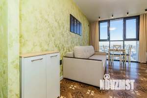 Студия квартира, посуточно, 43м2, 18/23 этаж