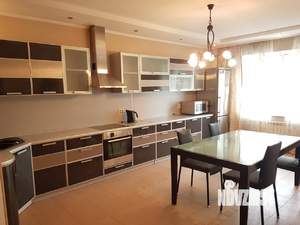 1-к квартира, посуточно, 100м2, 3/6 этаж