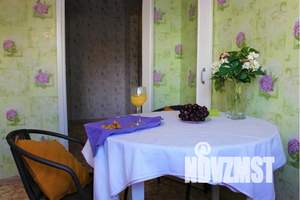 1-к квартира, посуточно, 42м2, 1/9 этаж