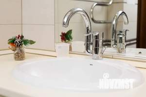 1-к квартира, посуточно, 42м2, 6/18 этаж