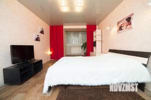 1-к квартира, посуточно, 36м2, 1/1 этаж