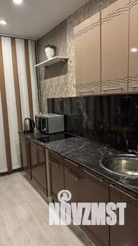 Студия квартира, посуточно, 30м2, 12/19 этаж