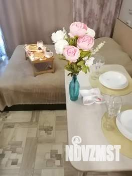 Студия квартира, посуточно, 30м2, 1/10 этаж
