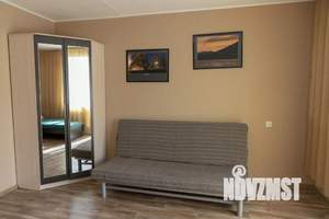 1-к квартира, посуточно, 44м2, 1/1 этаж