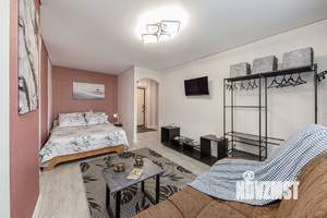 1-к квартира, посуточно, 38м2, 2/9 этаж