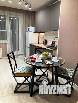 1-к квартира, посуточно, 40м2, 6/10 этаж