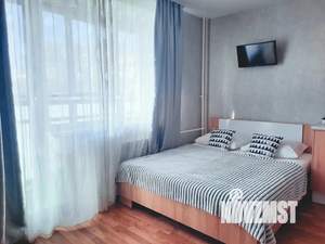 Студия квартира, посуточно, 28м2, 12/19 этаж