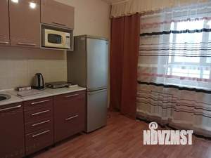 1-к квартира, посуточно, 42м2, 2/10 этаж