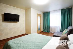 Студия квартира, посуточно, 35м2, 4/5 этаж