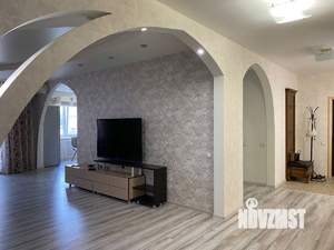 3-к квартира, на длительный срок, 150м2, 3/15 этаж