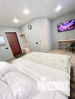 Студия квартира, посуточно, 30м2, 1/10 этаж