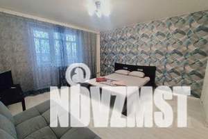 1-к квартира, посуточно, 43м2, 9/10 этаж