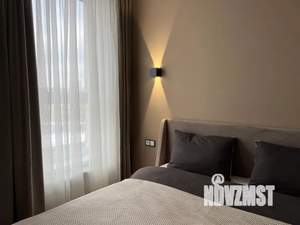 Студия квартира, посуточно, 53м2, 5/18 этаж