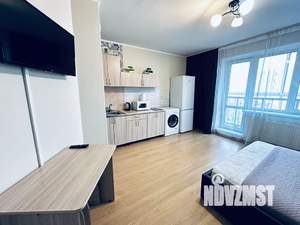 Студия квартира, посуточно, 28м2, 7/19 этаж