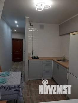 1-к квартира, посуточно, 35м2, 1/16 этаж