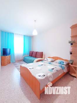 1-к квартира, посуточно, 40м2, 7/10 этаж