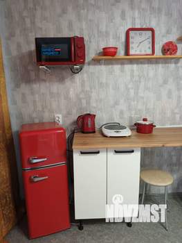 Студия квартира, посуточно, 26м2, 1/10 этаж