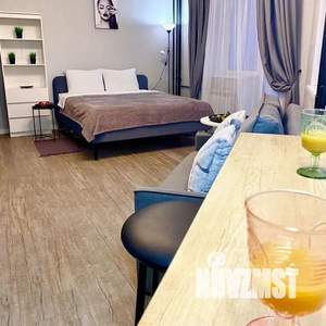 Студия квартира, посуточно, 35м2, 9/20 этаж