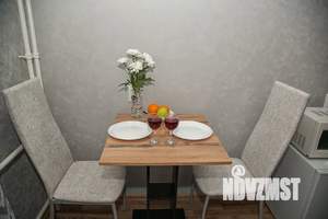 Студия квартира, посуточно, 29м2, 12/19 этаж