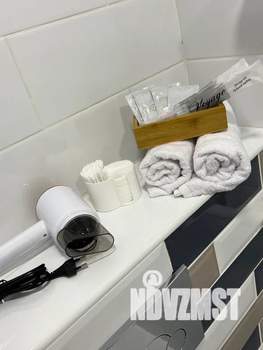 Студия квартира, посуточно, 33м2, 12/25 этаж