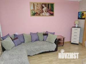 Студия квартира, посуточно, 30м2, 1/10 этаж