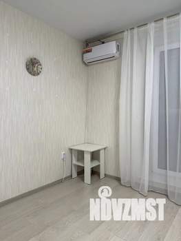 Студия квартира, посуточно, 38м2, 3/15 этаж