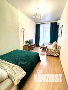 2-к квартира, посуточно, 42м2, 21/25 этаж