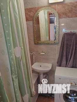 Студия квартира, посуточно, 30м2, 1/10 этаж